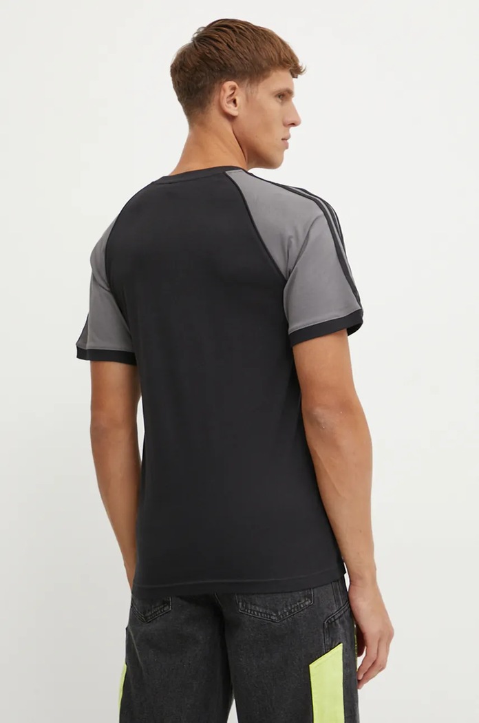 Bavlněné tričko adidas Originals černá IW5818