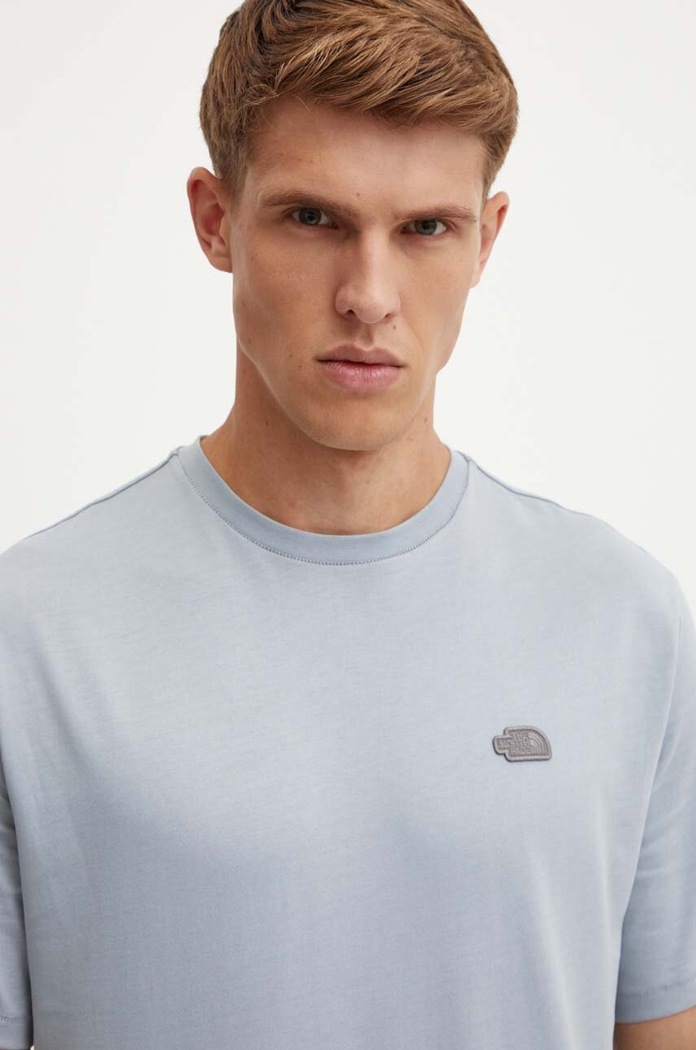 Bavlněné tričko The North Face Natural Dye Tee kulatý šedá NF0A89CX9OW1