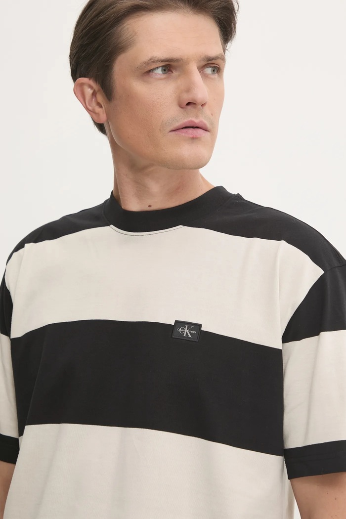 T-shirt bawełniany Calvin Klein Jeans J30J326857 czarny