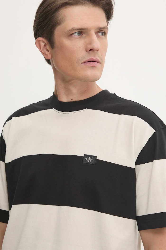 T-shirt bawełniany Calvin Klein Jeans J30J326857 czarny