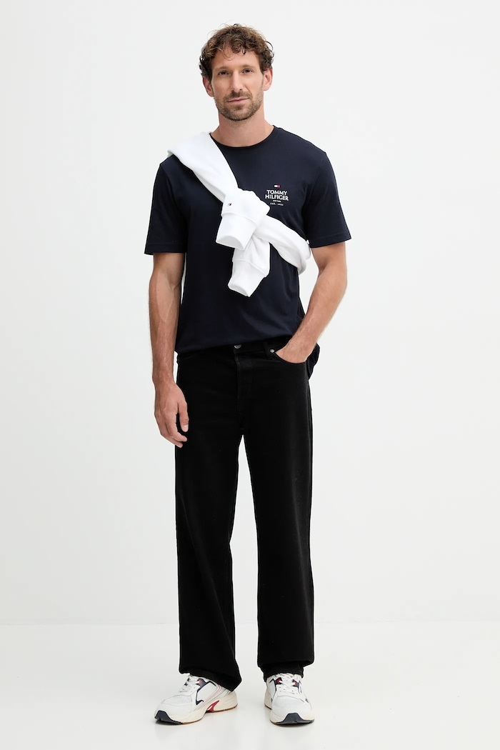Bavlněné tričko Tommy Hilfiger MW0MW36500 námořnická modř AW24
