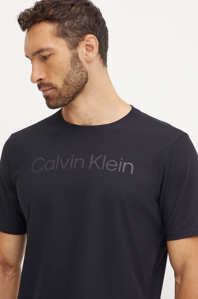 Tréninkové tričko Calvin Klein Performance potisk černá 00GMF4K124
