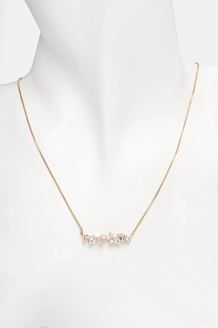 Kiegészítők Guess nyaklánc CHANDELIER JUBN05.358JW arany