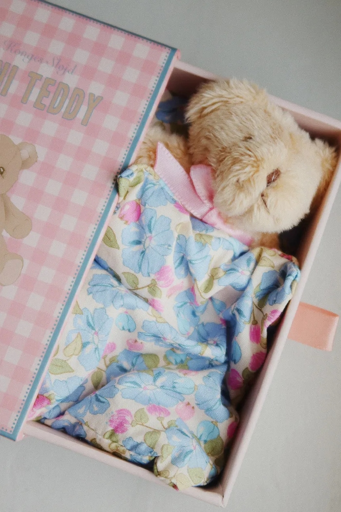 Konges Sløjd jucărie de pluș ELISE TINY TEDDY KS103798.9BYA bej AW25