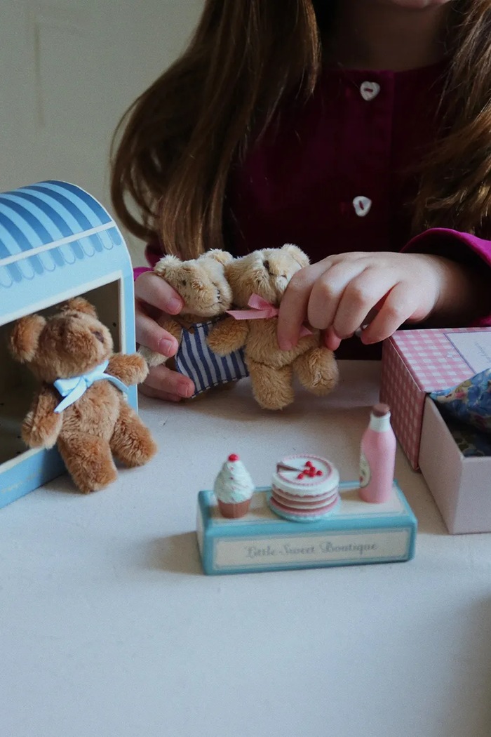 Konges Sløjd jucărie de pluș ELISE TINY TEDDY KS103798.9BYA