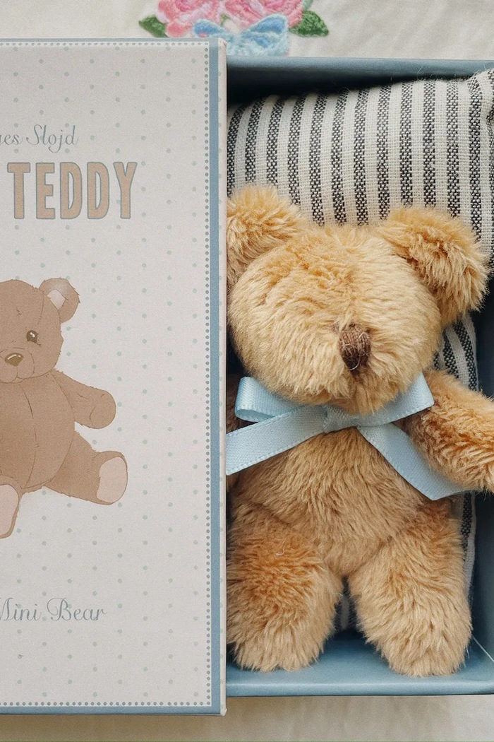Plišasta igrača Konges Sløjd MILO TINY TEDDY KS103911.9BYA rjava AW25