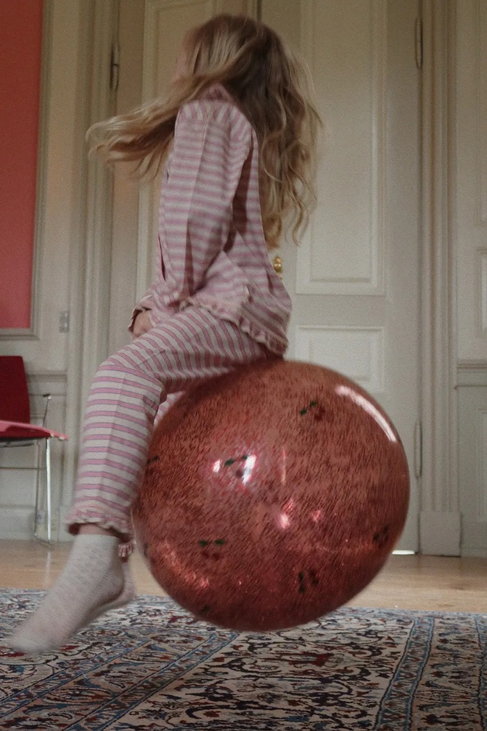 Μπάλα για άλματα Konges Sløjd GLITTER JUMP BALL ροζ KS104239.9BYA