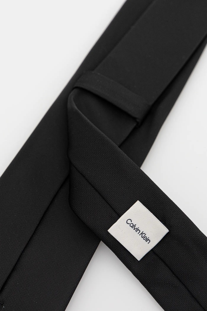 Kravata s prídavkom hodvábu Calvin Klein CK2111E001 čierna AW25