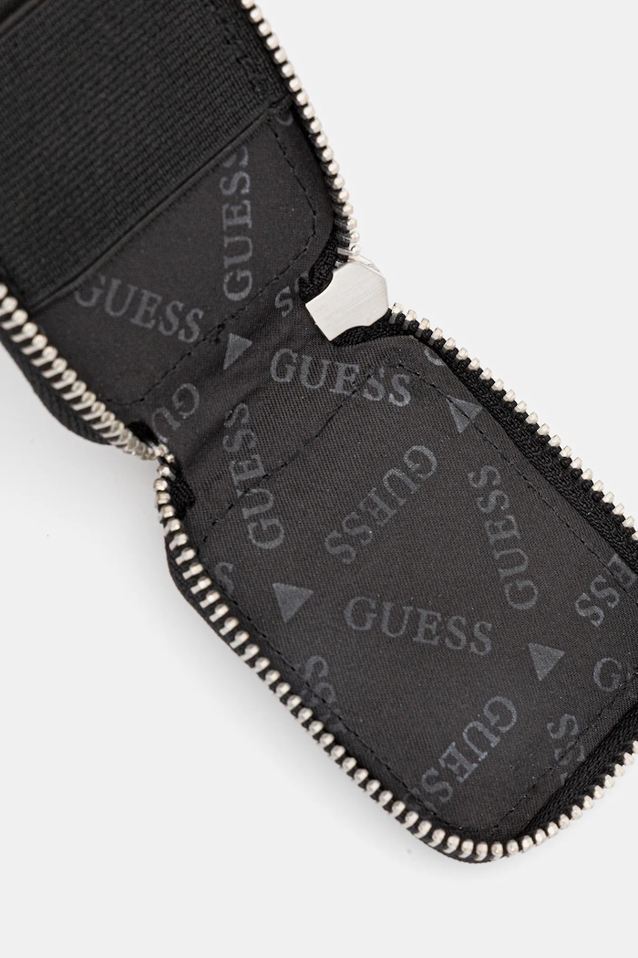 Guess etui na słuchawki MILANO czarny PMMINY.P5416