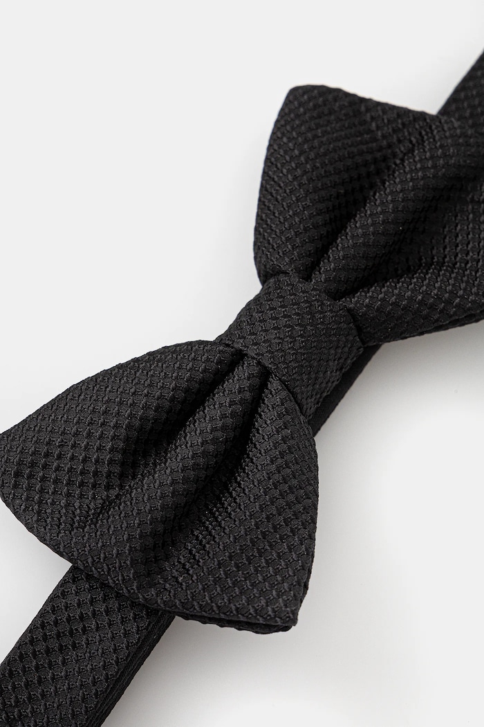 Svilena leptir mašna BOSS H-B.TIE BIGIOTTO 242 50550862 crna AW25