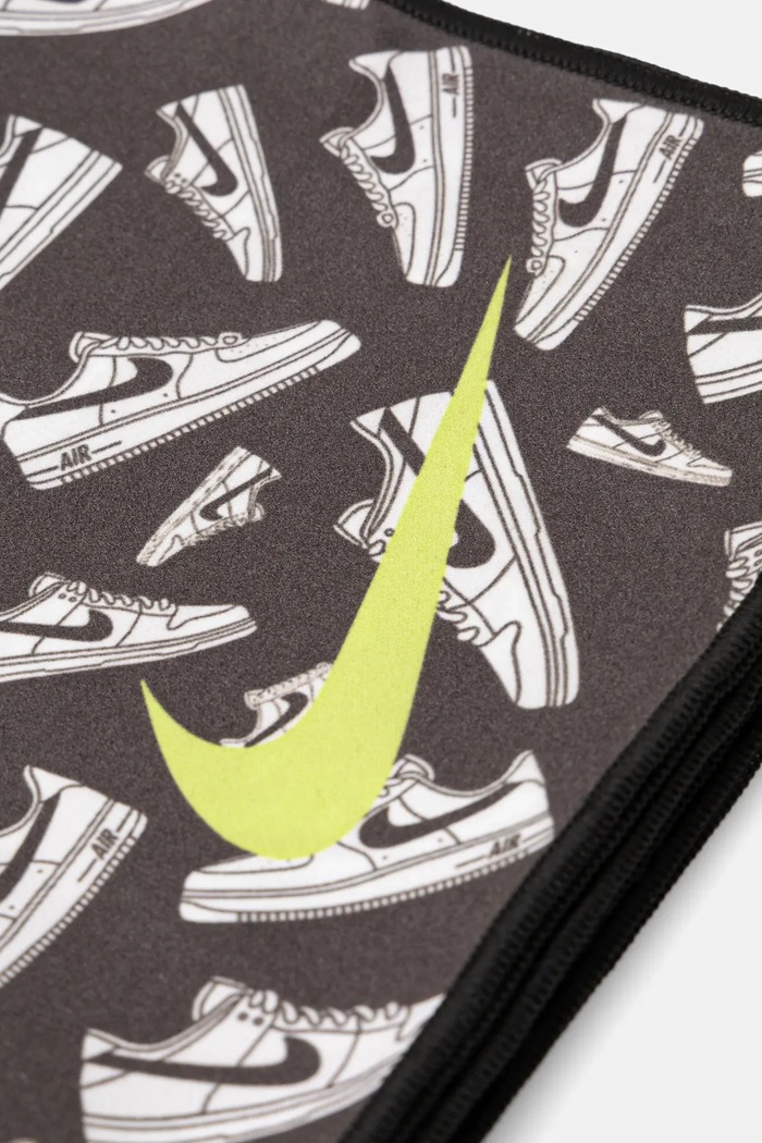 Accesorii Nike prosop de antrenament NESSD129 negru