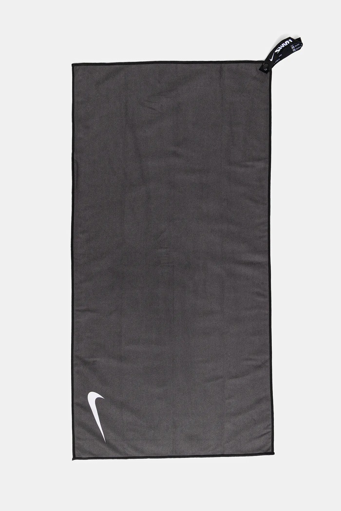 Nike ręcznik treningowy czarny NESSD129