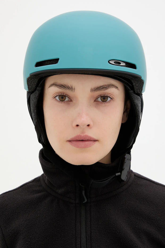 Скиорска каска Oakley MOD 1 99505.6HI