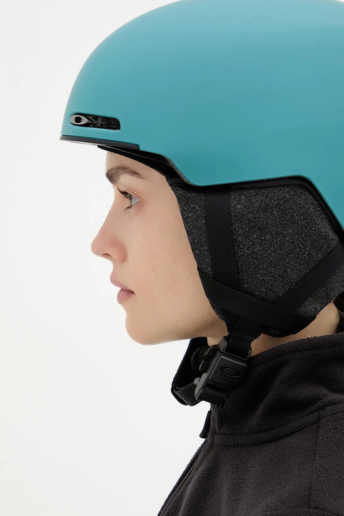 Скиорска каска Oakley MOD 1 99505.6HI