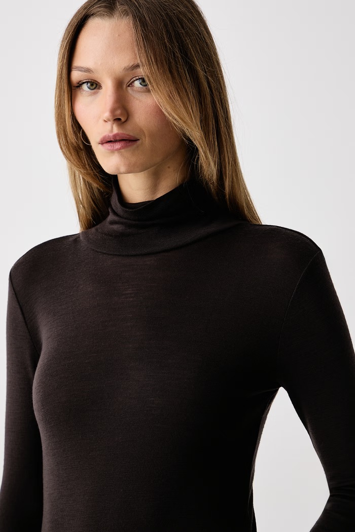 Longsleeve damski z wiskozy Gestuz brązowy 10910695
