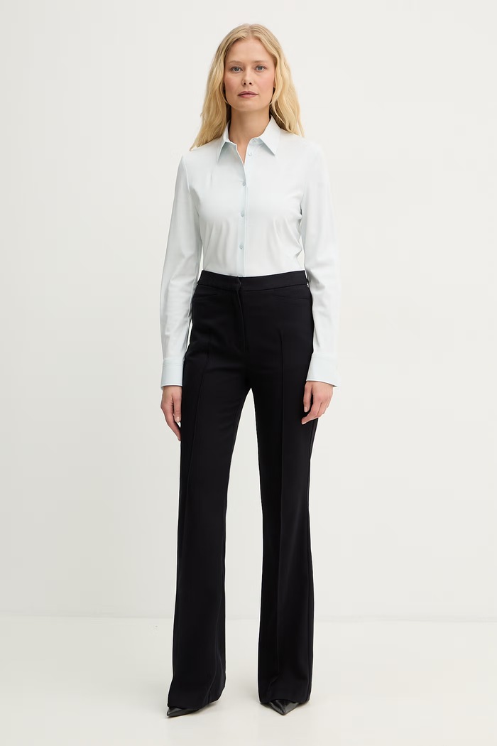 Bavlněná košile BOSS 50543691 modrá SS26
