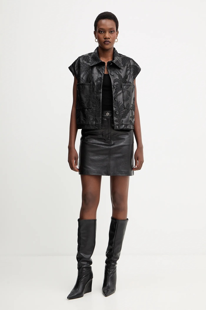 Vesta Guess CHANTAL W5YN79.WHGU0 čierna AW25