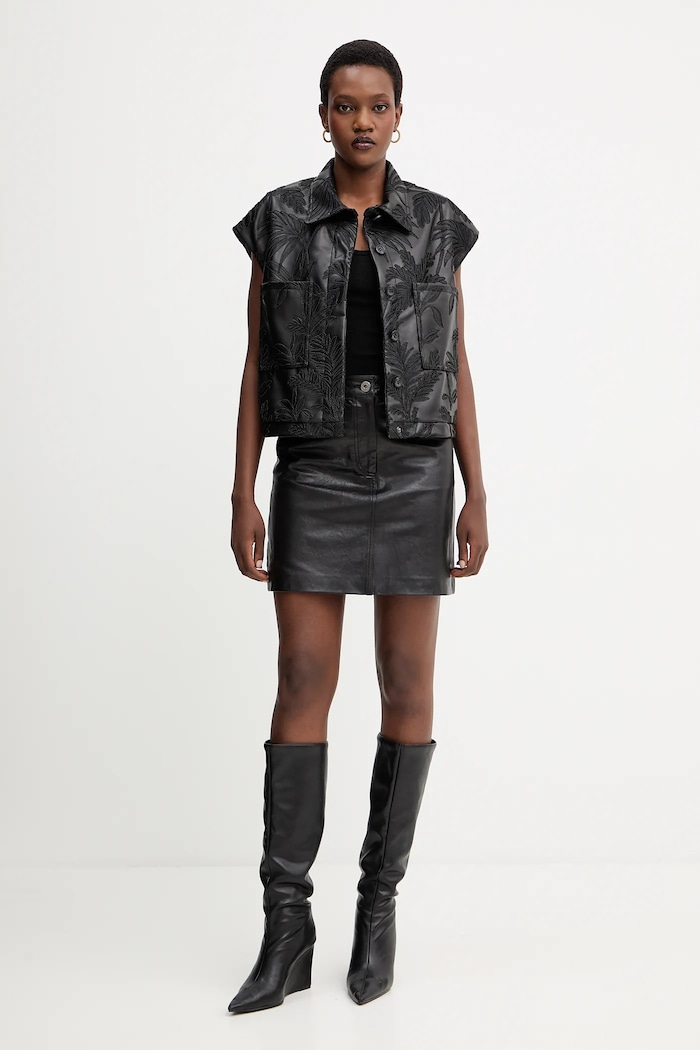 Vesta Guess CHANTAL W5YN79.WHGU0 čierna AW25