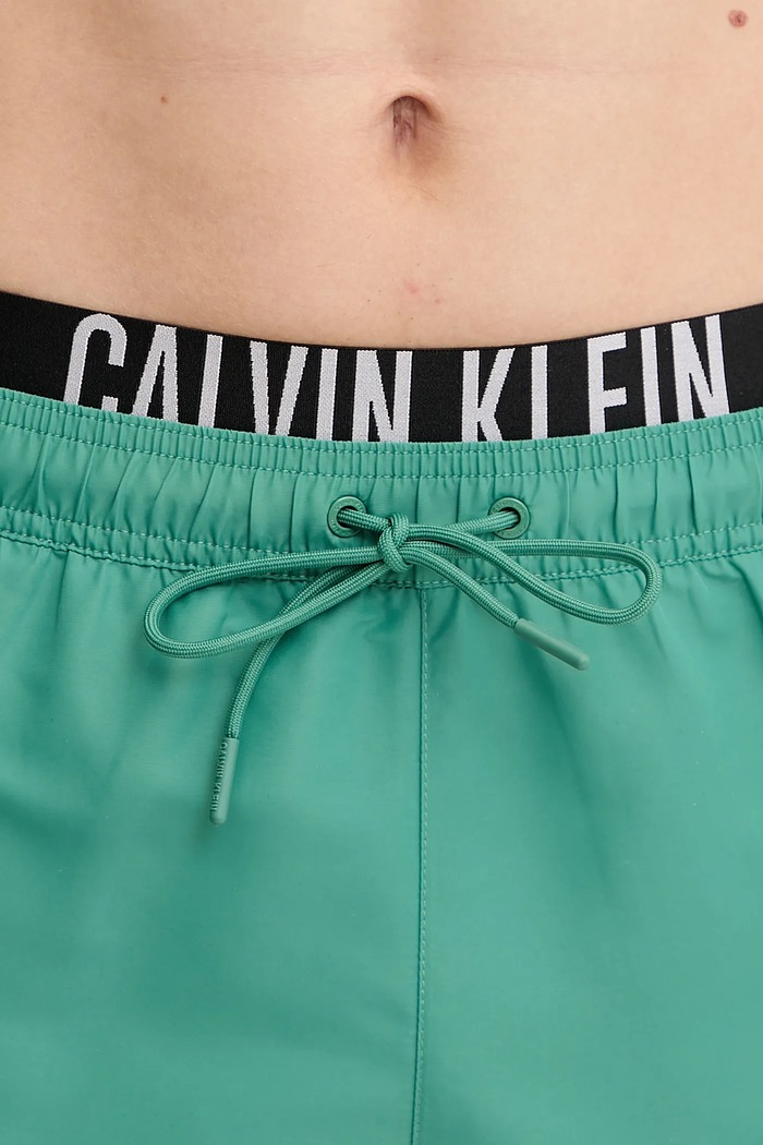 Plavkové šortky Calvin Klein zelená LV00N61093