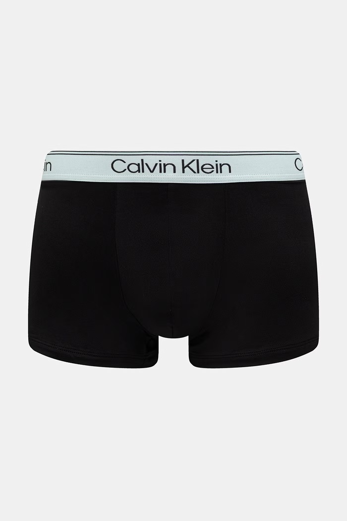 Calvin Klein Underwear testhezálló boxeralső férfi 3-as csomag LV00NB4409 fekete SS26