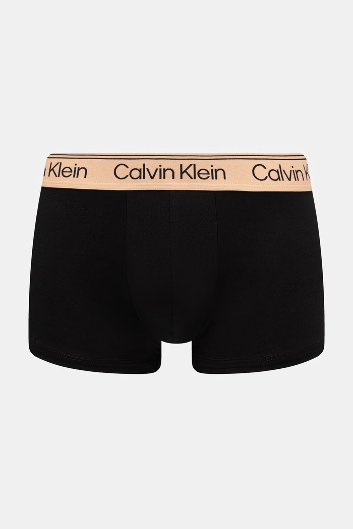 Calvin Klein Underwear testhezálló boxeralső férfi 3-as csomag LV00NB4409 fekete SS26