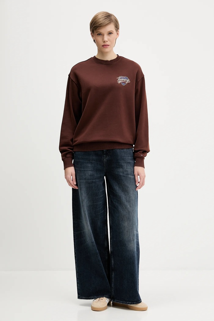 Памучен суичър Tommy Jeans DW0DW21602 кафяв AW25