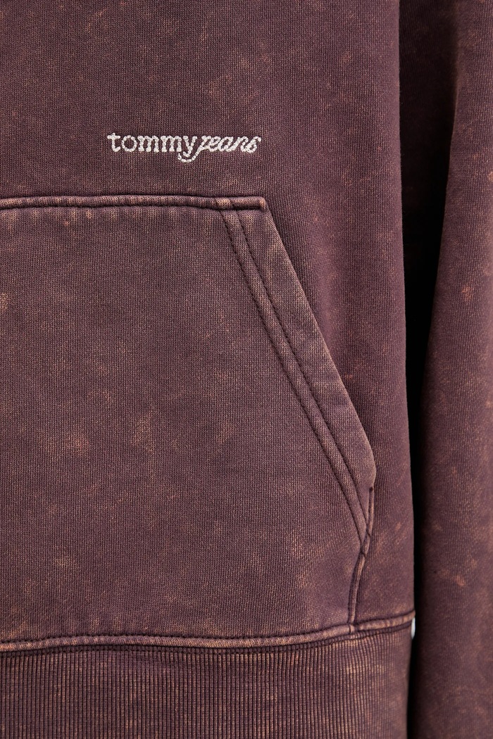 Суичър Tommy Jeans DW0DW21609 виолетов