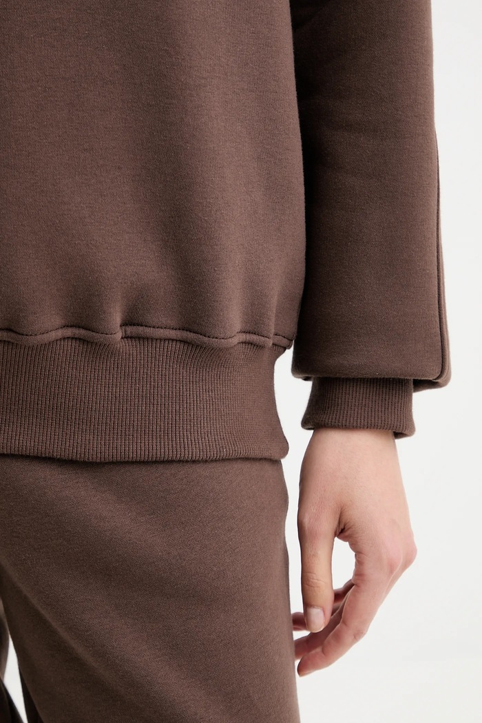 MUUV. felső MUUV. x Answear BLUZA.CREWNECK.RAIZ barna