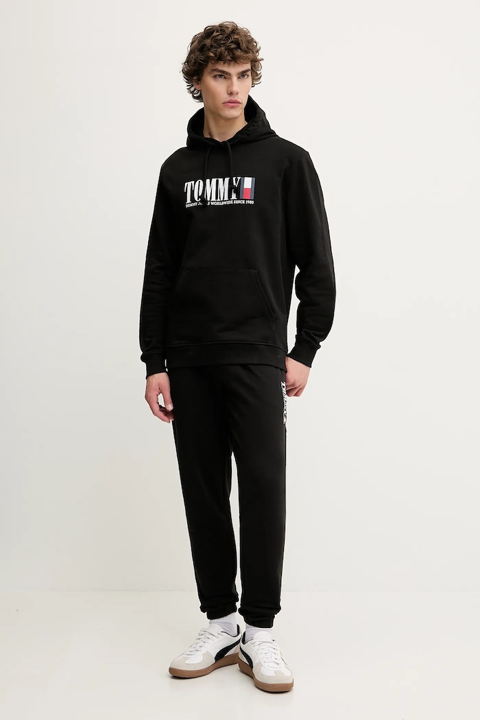 Tommy Jeans hanorac de bumbac DM0DM22144 negru AW25