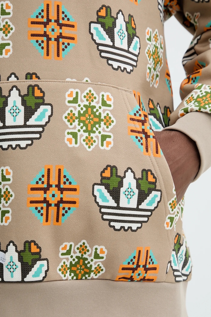 adidas Originals bluza Graphic Lo Hd JW1084 beżowy
