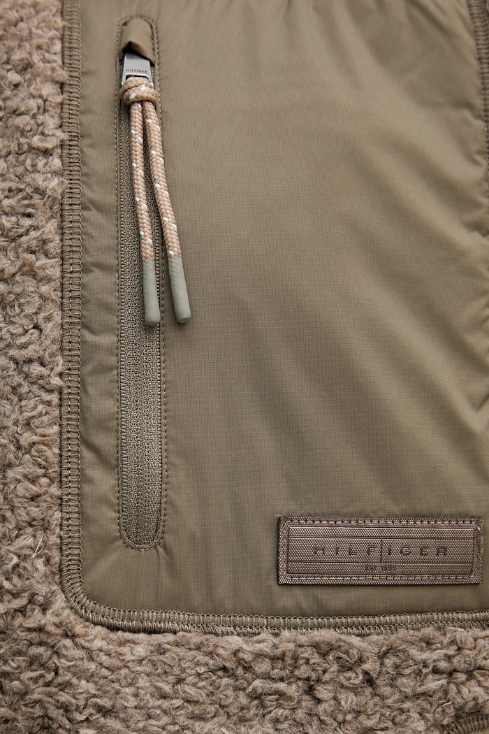 Поларен суичър Tommy Hilfiger MW0MW40420 кафяв