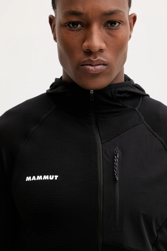 Pulover Mammut Aenergy Light Mammut 1014.05541 črna
