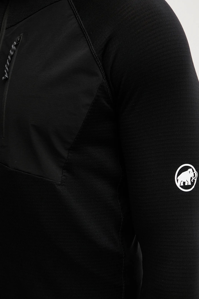 Pulover Mammut Aenergy Light Mammut črna 1014.05541