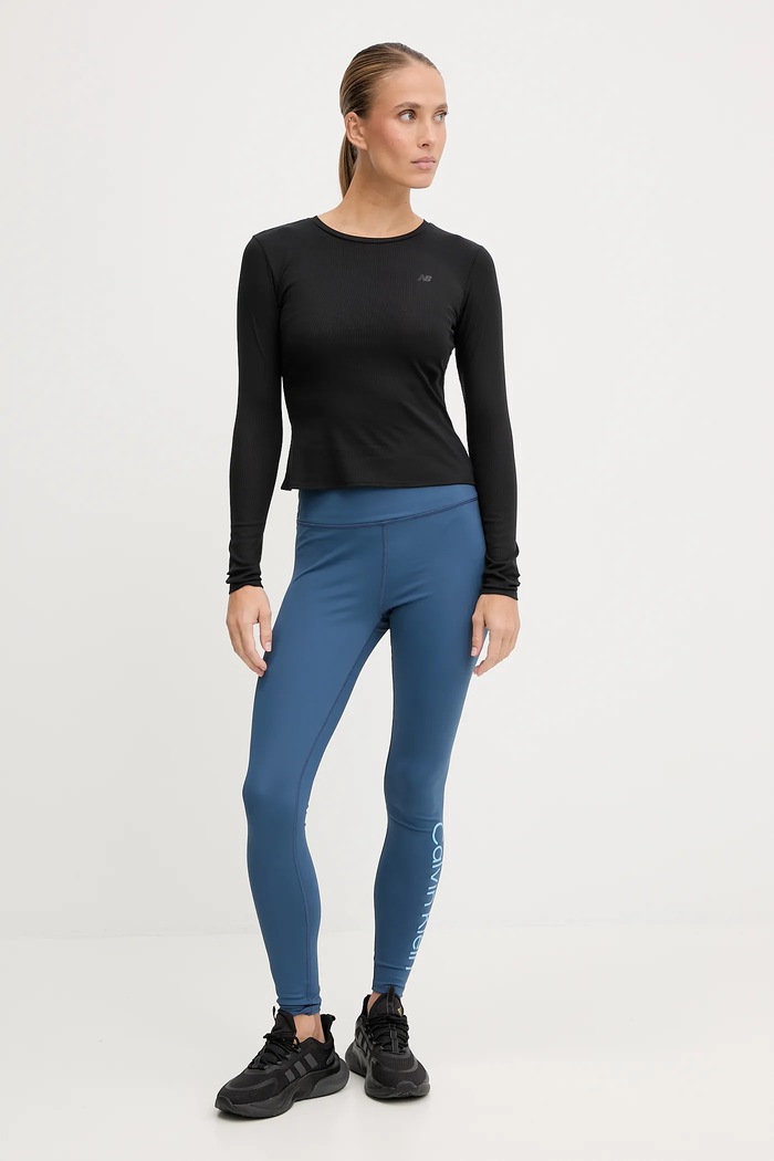 New Balance mânecă lungă de antrenament WT53133BK negru AW25