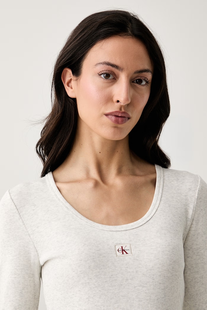 Oblečenie Calvin Klein Jeans tričko s dlhým rukávom dámske bavlnené s elastanom LV047D218G sivá