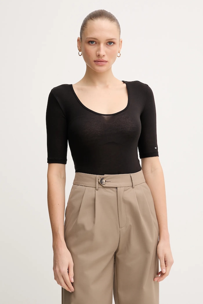 Tričko Tommy Hilfiger hladký černá WW0WW46116