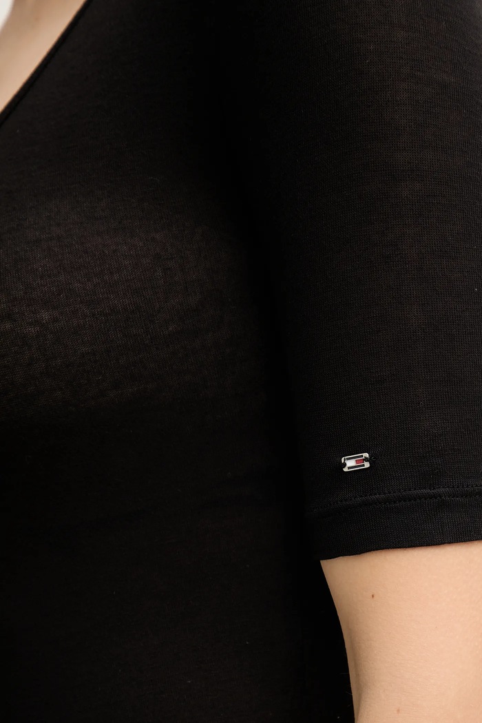 Tričko Tommy Hilfiger WW0WW46116 černá