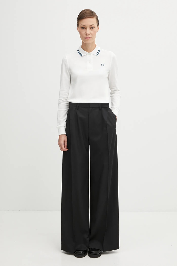 Bavlnené tričko s dlhým rukávom Fred Perry G3636 biela