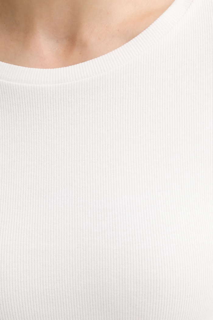 MUUV. longsleeve MUUV. x Answear LONGSLEEV.SLIMFIT.LINEA alb