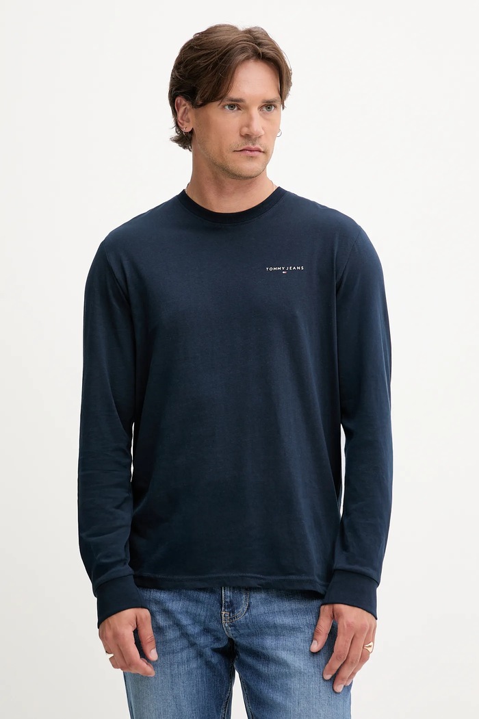Βαμβακερή μπλούζα με μακριά μανίκια Tommy Jeans κανονικό σκούρο μπλε DM0DM21594
