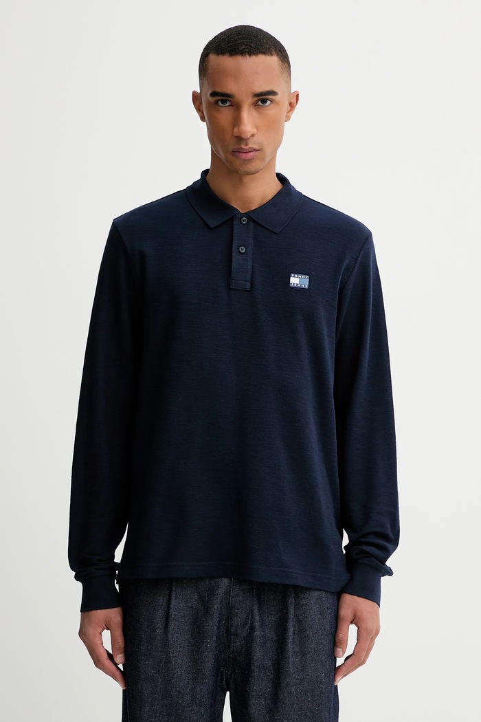 Βαμβακερή μπλούζα με μακριά μανίκια Tommy Jeans βαμβάκι σκούρο μπλε DM0DM22125