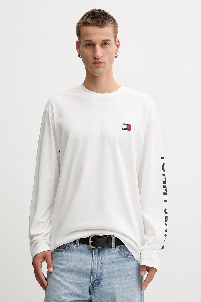 Bavlnené tričko s dlhým rukávom Tommy Jeans regular béžová DM0DM21976