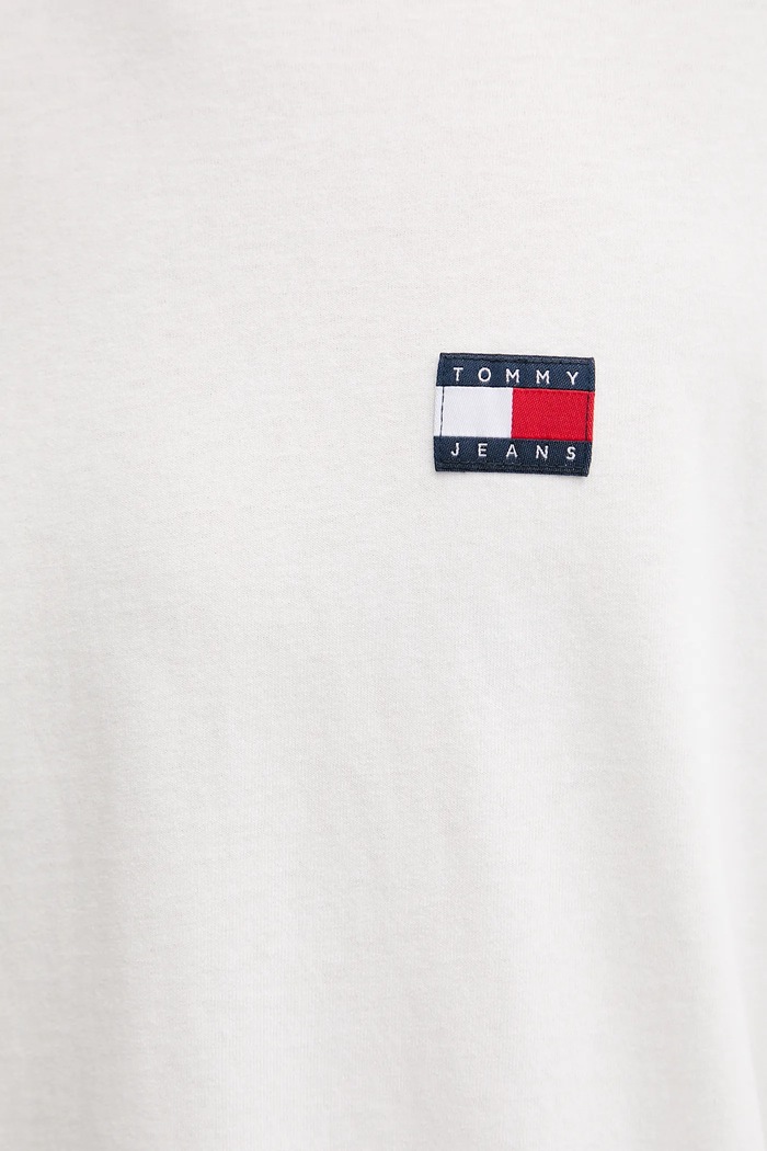 Bavlnené tričko s dlhým rukávom Tommy Jeans DM0DM21976 béžová