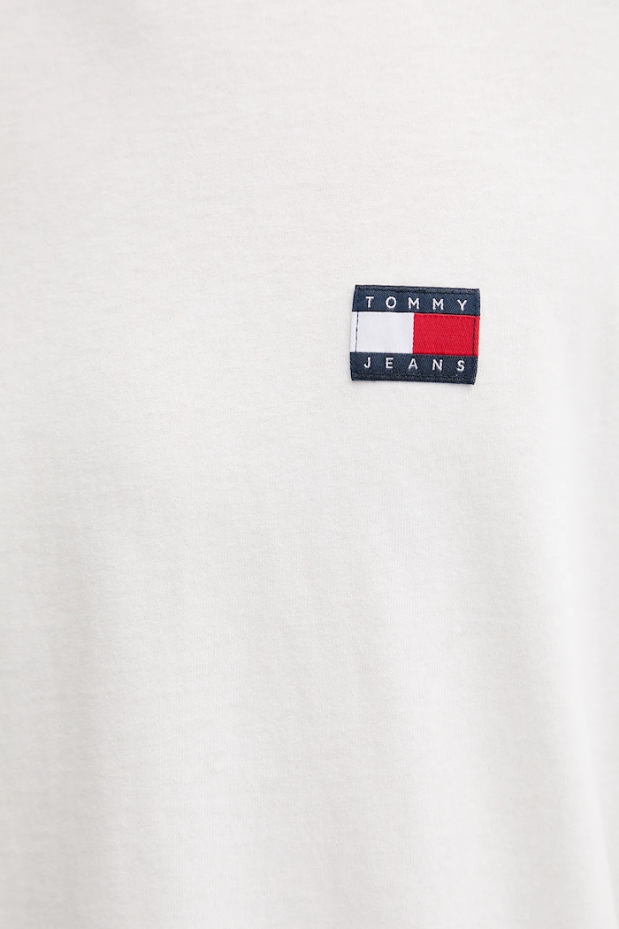 Bavlnené tričko s dlhým rukávom Tommy Jeans DM0DM21976 béžová