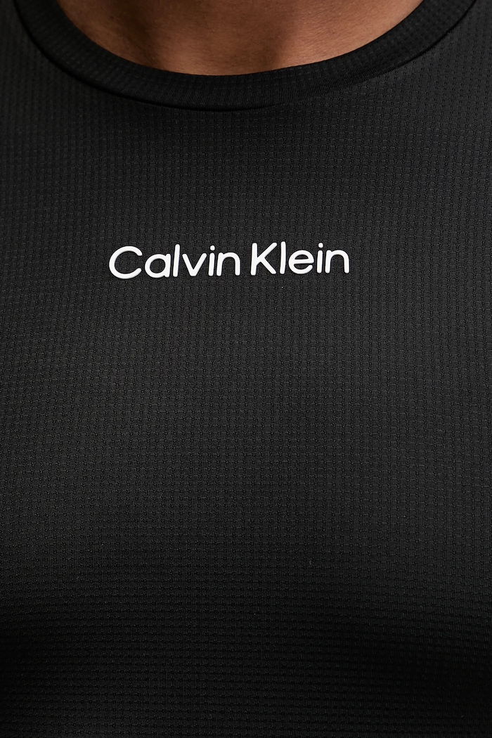 Tréningové tričko s dlhým rukávom Calvin Klein Performance čierna LVGMF5K200