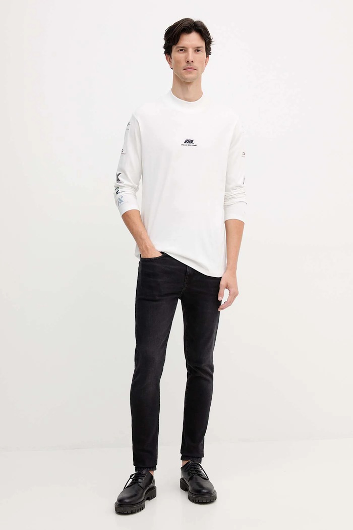 Bavlnené tričko s dlhým rukávom Armani Exchange XM001434.AF10362 biela AW25