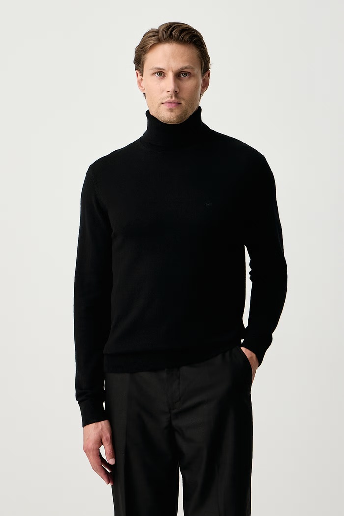 Michael Kors Sweter męski z wełny merino czarny CF460F97AP
