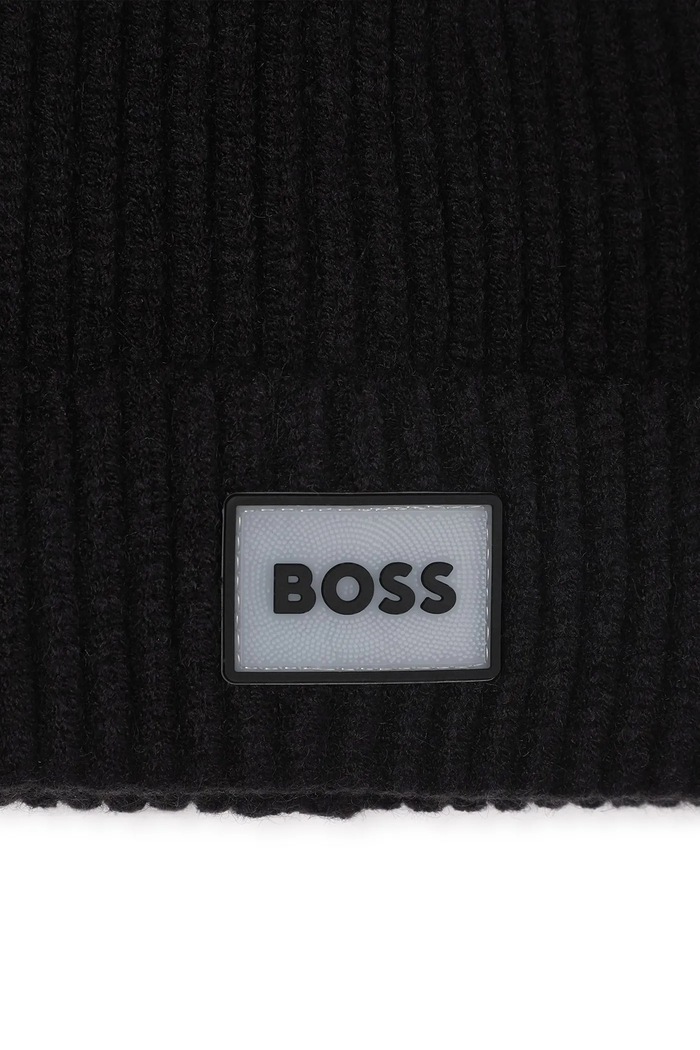 Chłopiec BOSS czapka dziecięca J52618.54.56 czarny