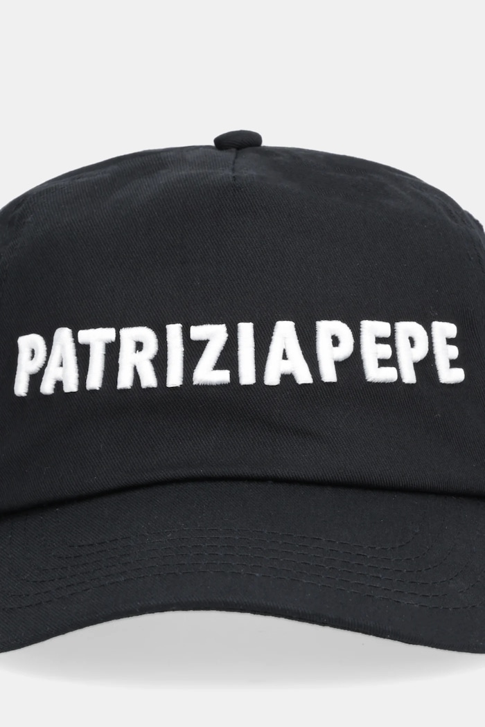 Bavlnená šiltovka Patrizia Pepe 8F0079.AB01 čierna AA00