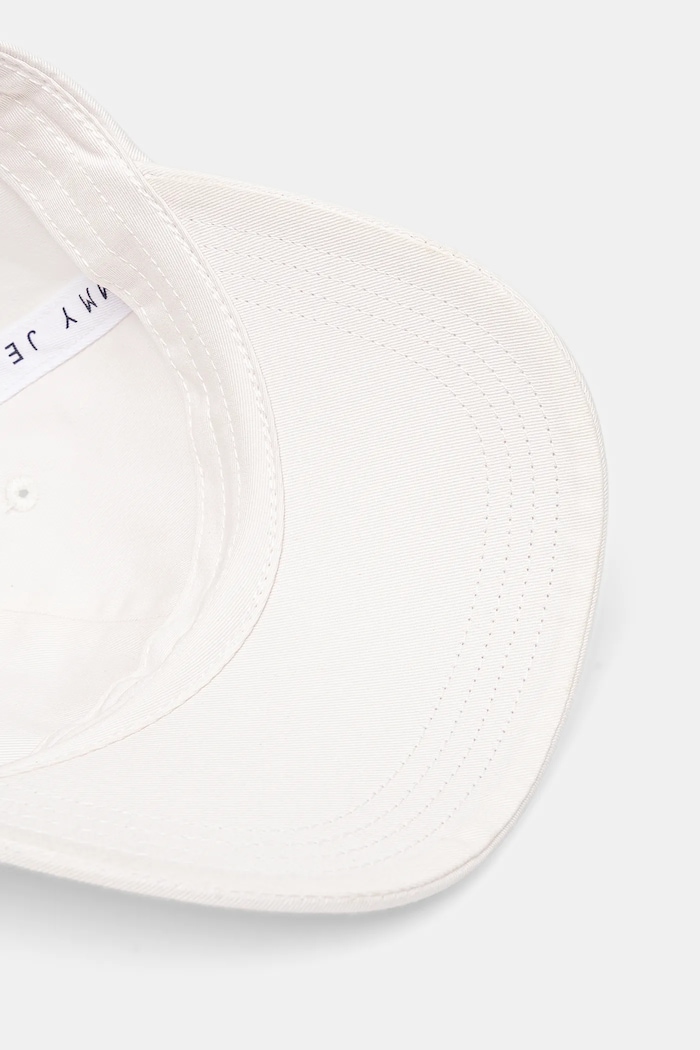 Tommy Jeans czapka z daszkiem bawełniana biały AW0AW17815